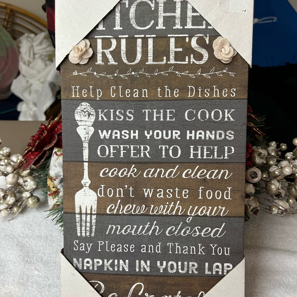 Kitchen Rules Wall Sign - Brown and White
